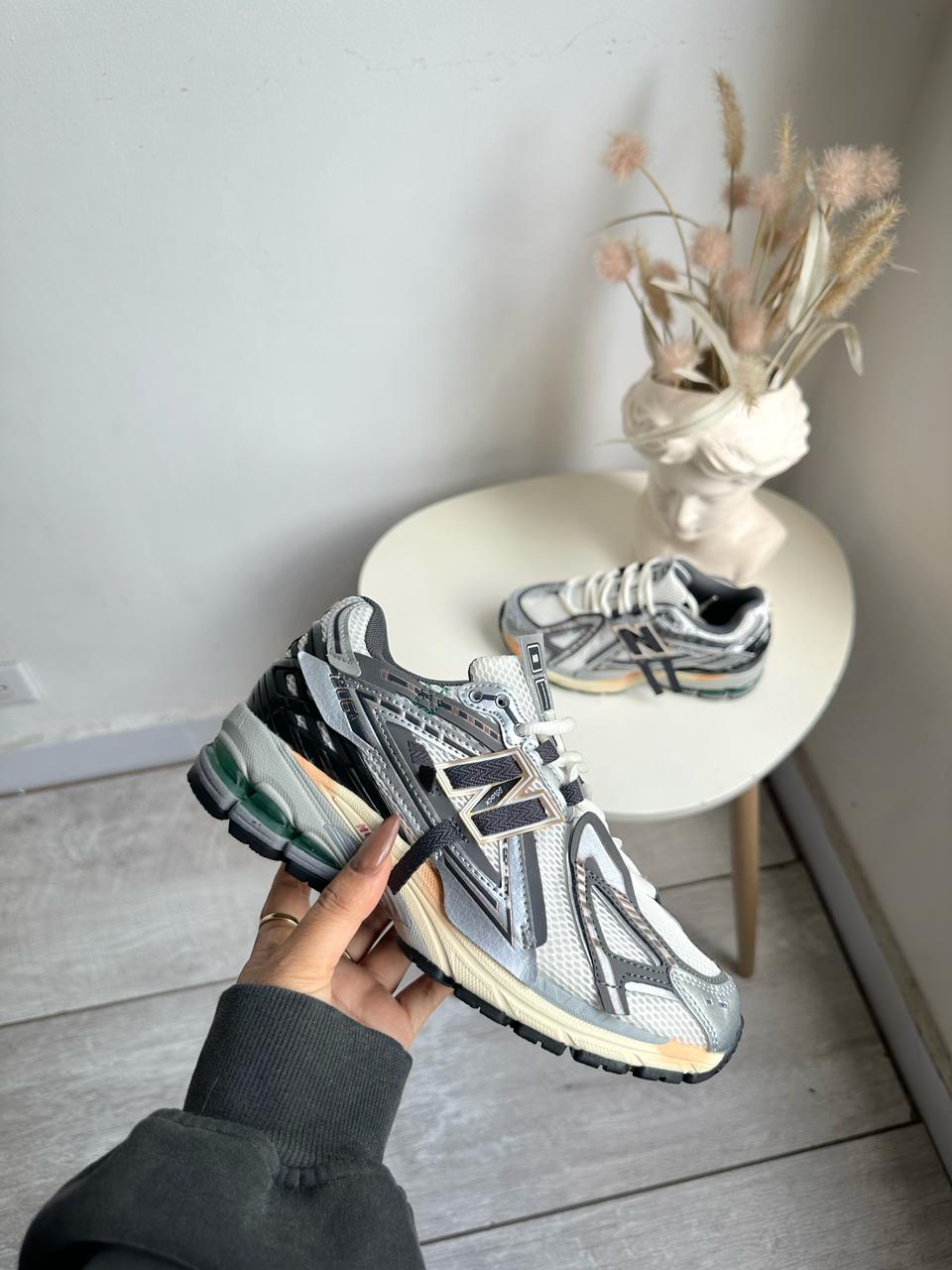 NEW BALANCE 1906A DAMA
