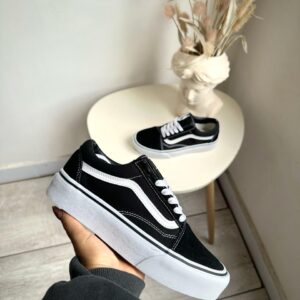 VANS DAMA